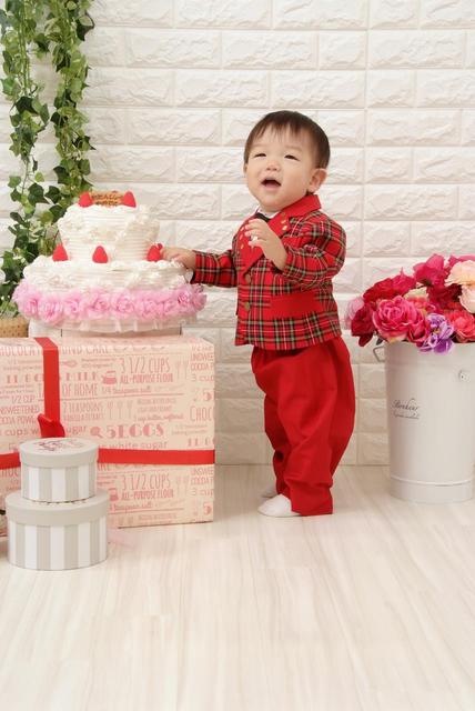 ゆうしんくんのお誕生日撮影 スタジオマリオ函館白鳥店 函館 白鳥店 北海道 七五三 お宮参りの記念写真ならスタジオマリオ