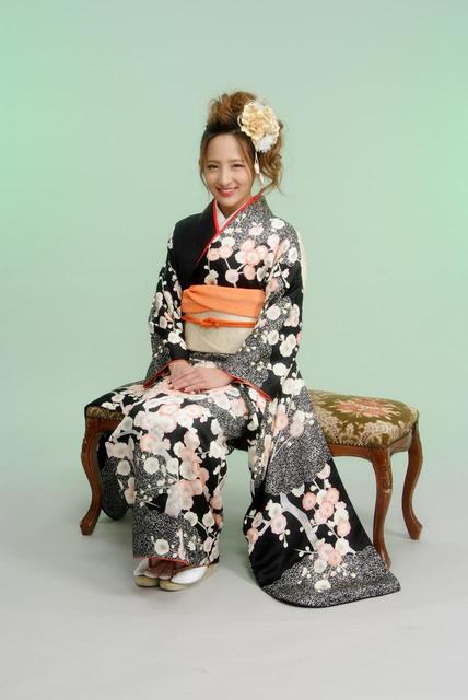 立川若葉店 1 8撮影のお客様 まほさん 成人式 立川 若葉店 東京都 七五三 お宮参りの記念写真ならスタジオマリオ