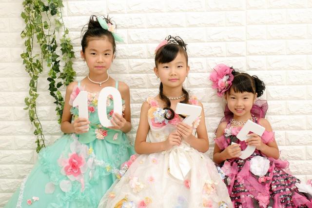 仲良し３姉妹の七五三記念 スタジオマリオアピタ新潟西店 新潟 アピタ新潟西店 新潟県 七五三 お宮参りの記念写真ならスタジオマリオ