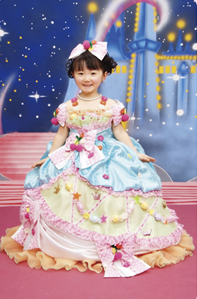 新作衣装入荷しました ３歳女の子ドレス マリオ高岡鐘紡町店 高岡 鐘紡町店 富山県 七五三 お宮参りの記念写真ならスタジオマリオ