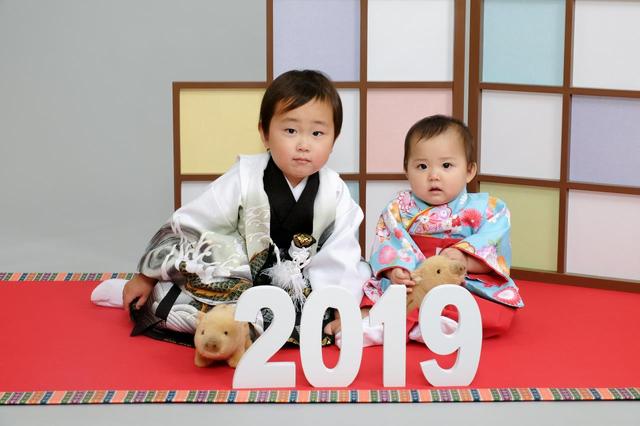 ゆづちゃん ゆうりくん ハーフバースデー スタジオマリオ御殿場店 御殿場 中央店 静岡県 七五三 お宮参りの記念写真ならスタジオマリオ
