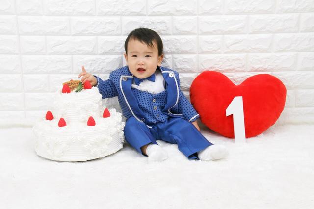 1月29日お誕生日 赤ちゃん写真展撮影 ももくん 大村店 長崎県 七五三 お宮参りの記念写真ならスタジオマリオ