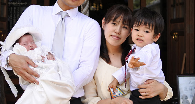 お宮参りのベビードレス 男の子もok 選び方やブランドも疑問を解決 お宮参りのベビードレス 男の子もok 選び方やブランドも疑問を解決