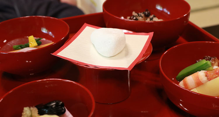 お食い初めの 歯固め石 込められた意味と代わりになる9品を紹介 スタジオマリオ お食い初めの 歯固め石 込められた意味と代わりになる9品を紹介 スタジオマリオ