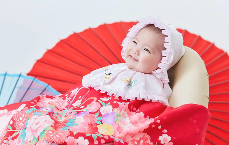 スタジオマリオでお宮参りの記念撮影：衣装やプランを紹介
