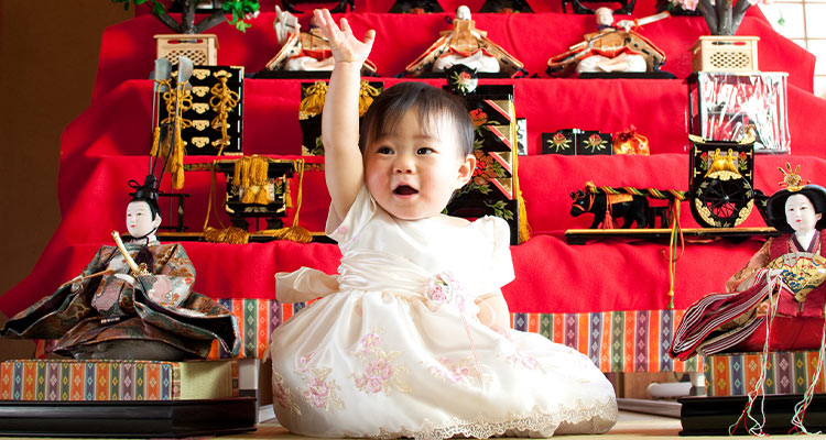 ひな祭りの衣装を準備して楽しくお祝いしよう 年齢別おすすめ衣装も